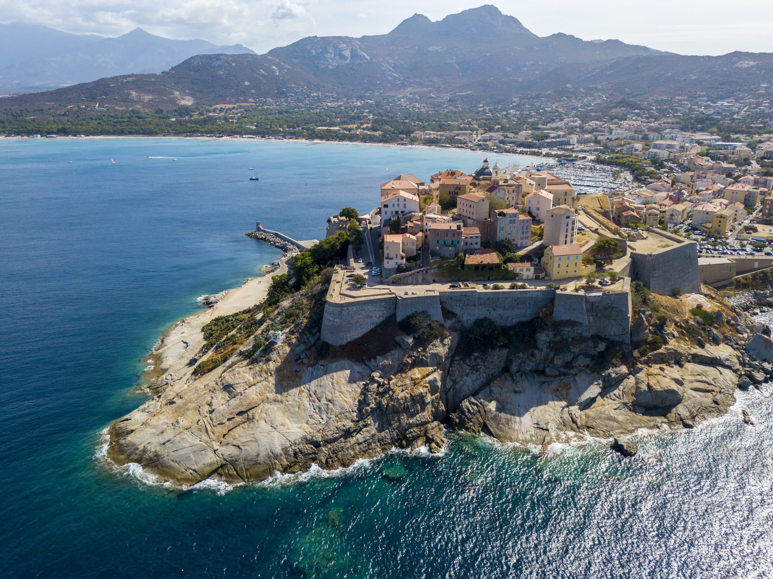 Vista aerea de Calvi, Còrsega